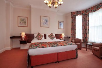 Arundel House Hotel