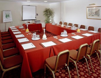 Arundel House Hotel