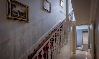 Albany House