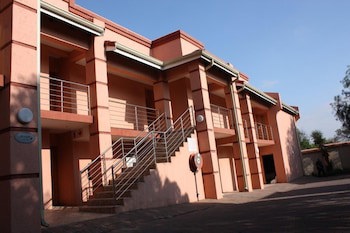 Eagles Nest Lodge