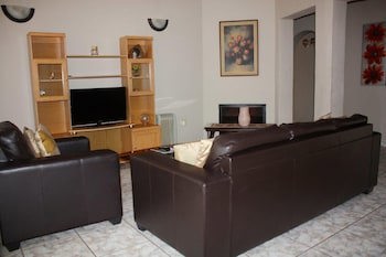Eagles Nest Lodge