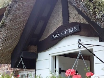 Bickleigh Castle Hotel