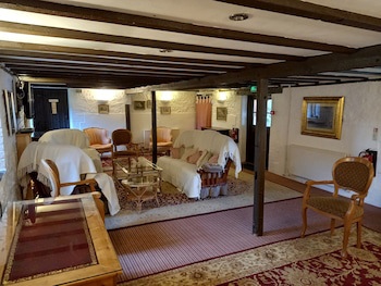 Bickleigh Castle Hotel