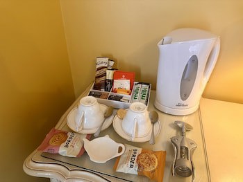 Albert & Victoria Guest House