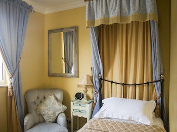 Albert & Victoria Guest House