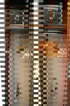 Livadhiotis City Hotel