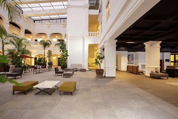 Doubletree By Hilton Toluca