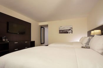 Doubletree By Hilton Toluca