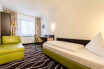 Hotel DEMAS Unterhaching galeri fotoğrafı