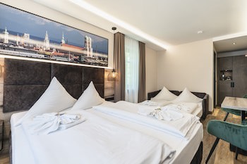 Hotel DEMAS Unterhaching galeri fotoğrafı