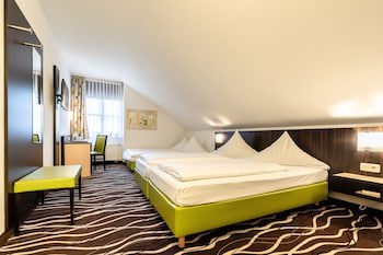 Hotel DEMAS Unterhaching galeri fotoğrafı