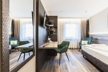 Hotel DEMAS Unterhaching galeri fotoğrafı