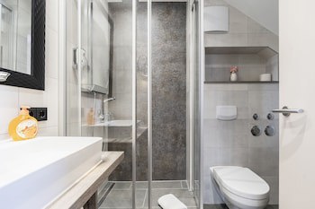 Hotel DEMAS Unterhaching fotoğrafı