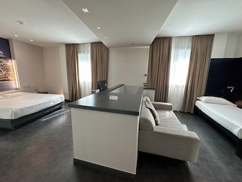 Hotel Cruise galeri fotoğrafı