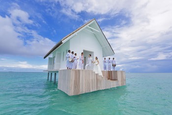 Four Seasons Maldives At Landaa Giraavaru