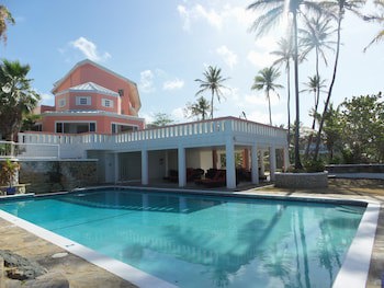 Blue Haven Hotel