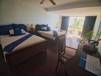 Blue Haven Hotel