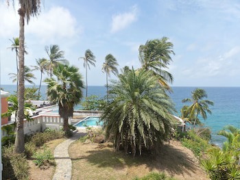 Blue Haven Hotel