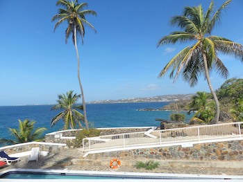Blue Haven Hotel