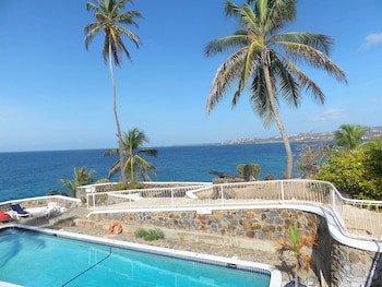 Blue Haven Hotel