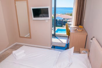 Beach Hotel Bozikovina