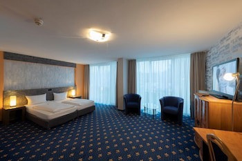 PANORAMA HOTEL in Neustadt an der Weinstraße galeri fotoğrafı