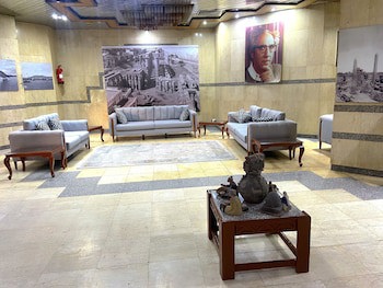 Gaddis Hotel