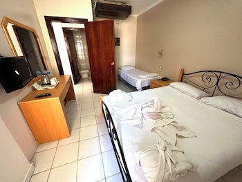 Gaddis Hotel