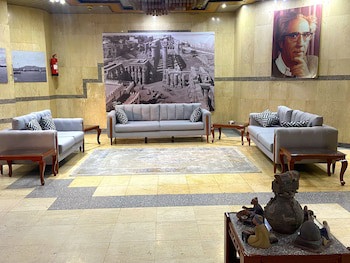 Gaddis Hotel
