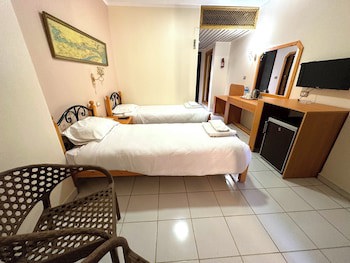 Gaddis Hotel