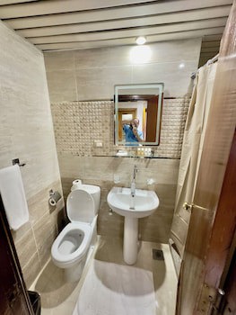 Gaddis Hotel
