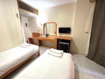 Gaddis Hotel