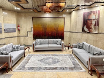 Gaddis Hotel