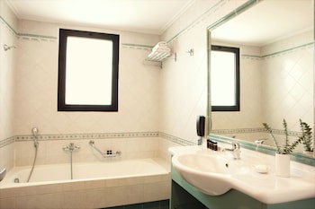 Zeus Essence Ramada By Wyndham Athens galeri fotoğrafı