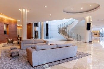Sheraton Miramar Hotel & Convention Center