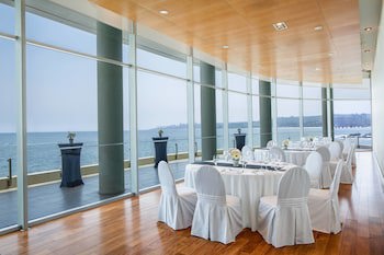 Sheraton Miramar Hotel & Convention Center