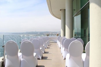 Sheraton Miramar Hotel & Convention Center