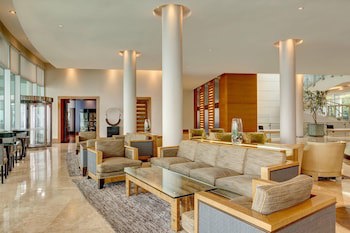 Sheraton Miramar Hotel & Convention Center