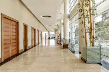 Sheraton Miramar Hotel & Convention Center
