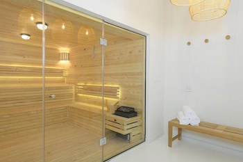 San Lameer Hotel And Spa