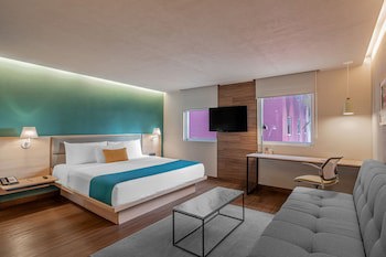 City Express Suites Queretaro