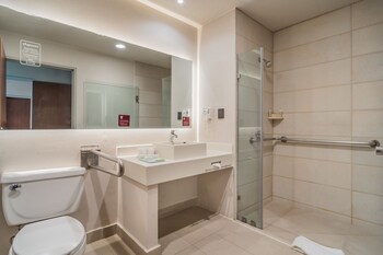 City Express Suites Queretaro