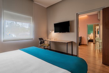 City Express Suites Queretaro