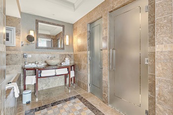 Fota Island Hotel & Spa
