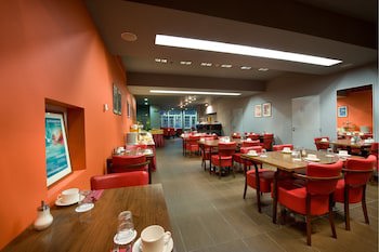 Ea Hotel Julis