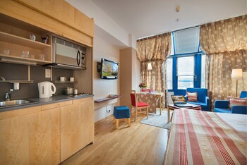 Ea Hotel Julis