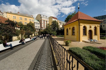 Ea Hotel Julis