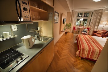 Ea Hotel Julis