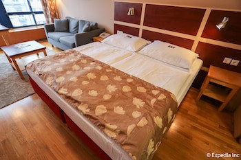 Ea Hotel Julis