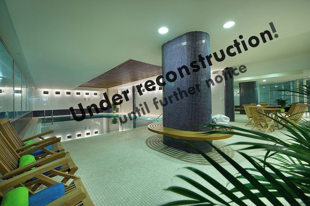 EA Hotel Julis